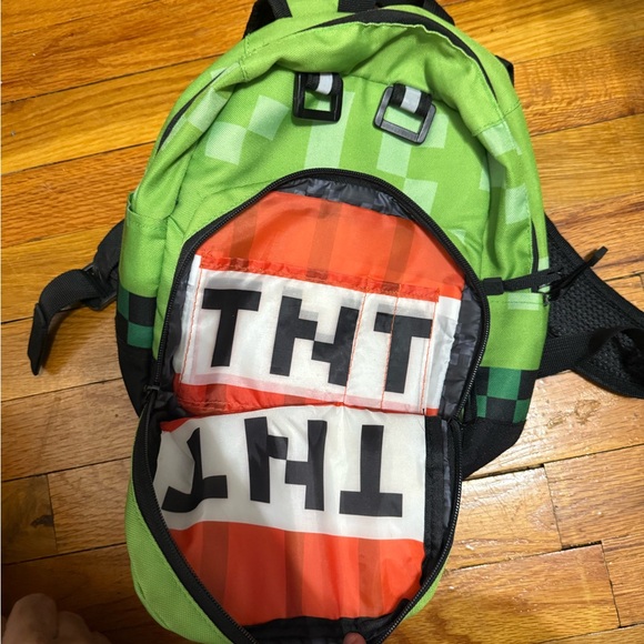 Minecraft Backpack - Picture 5 of 8